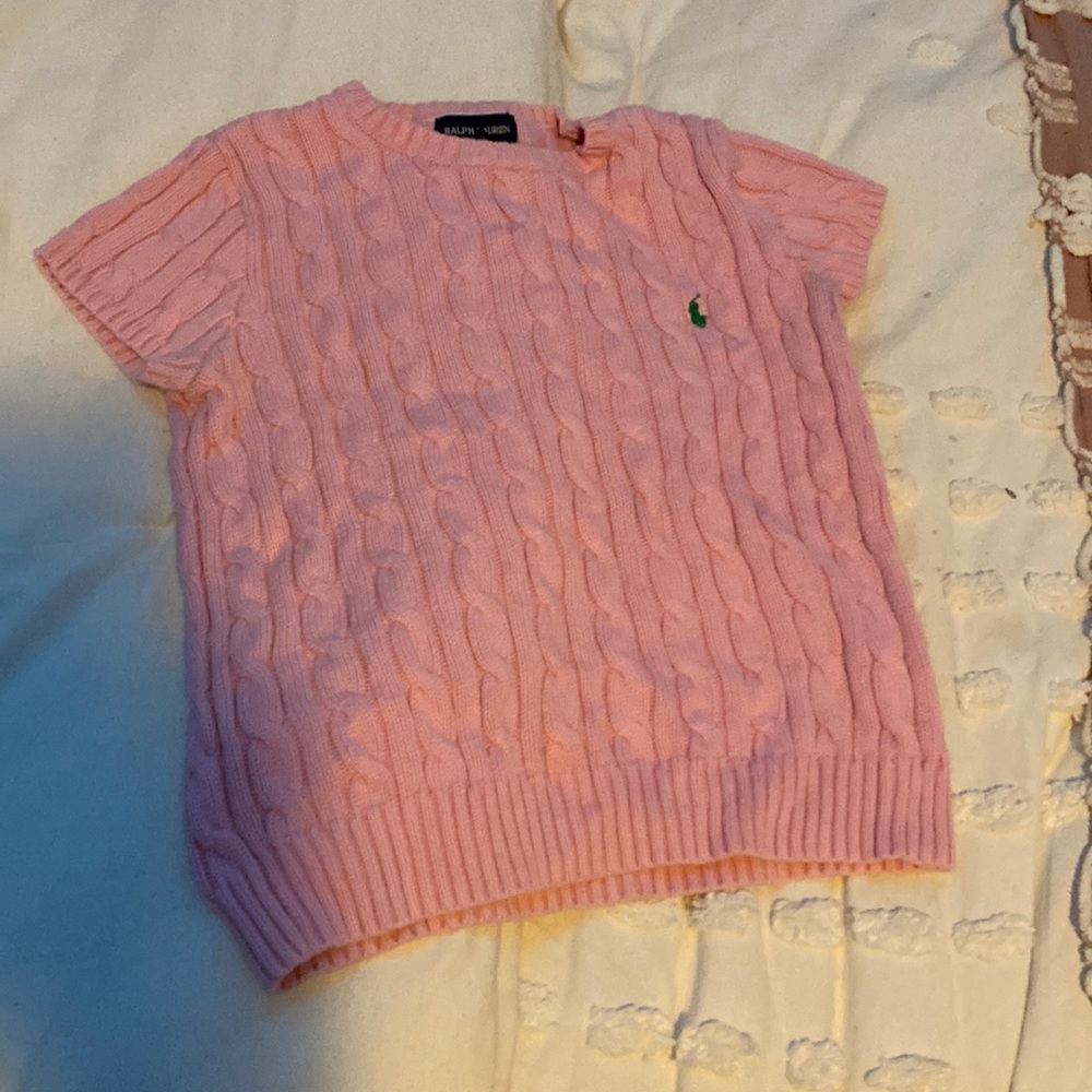 Ralph Lauren short-sleeved cable knit sweater. Size 12-14.